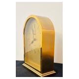 P - Vintage Howard Miller 8-Inch Brass Arch Quartz Mantel Clock