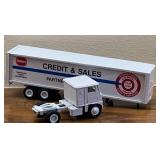 DR - Die-Cast Toy Truck Lot: Winross Borden Semi and Matchbox Chubb Pathfinder Crash Truck