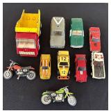 P - Lot of 10 Vintage Diecast Toy Cars and Motorcycles Including Hot Wheels