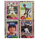 K - Lot of Vintage Topps Baseball Cards Assorted Players