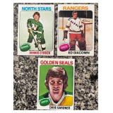 K - Collection of Vintage Hockey Sports Cards