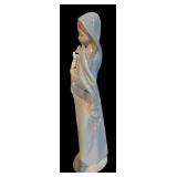 LLBR - Lladro Girl with Calla Lilies Porcelain Figurine