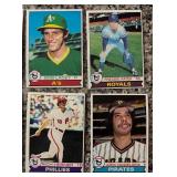 DR - Collection of Vintage Topps Baseball Sports Cards