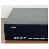 LR - Video Link AV-426 Audio Video 6-Way Distribution Amplifier
