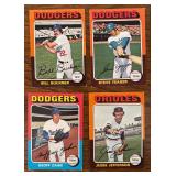 DR - Collection of Vintage Baseball Cards Assorted Teams