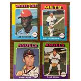 DR - Collection of Vintage Baseball Cards Assorted Teams