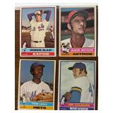 DR - Collection of Vintage Baseball Cards Assorted Teams and Players