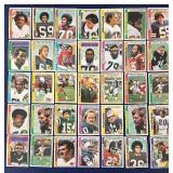 DR - Lot of 30 1977 Topps NFL Football Trading Cards