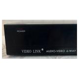 P - Video Link AV-426 Audio-Video 6-Way Distribution Amplifier
