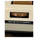 LL - Vintage Smith-Corona 2200 Electric Typewriter with Case