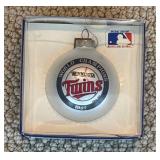 LL - Minnesota Twins World Series Commemorative Framed Display with 1987 Ornament