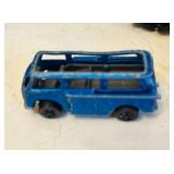 LR - HO Scale Train Set with Tyco Transformer, Track, Rail Cars, and Hot Wheels Vehicles