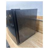 Avanti Compact Refrigerator RM16J1B