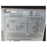 Avanti Compact Refrigerator RM16J1B