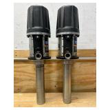 Roughneck Heavy-Duty Air-Operated 3:1 Oil Pump -11.9 GPM lot of 2