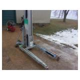 Genie SLC-24 Material Lift