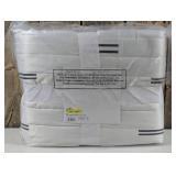 Room Essentials - Satin Quilt