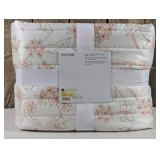 Room Essentials - Full/Queen Satin Quilt  86in x 90in