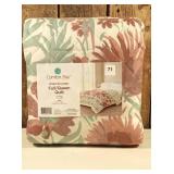 Comfort Bay - Printed Reversible Full/Queen Quilt Floral Washable