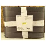 Room Essentials - Gray Full/Queen Satin Quilt