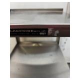 MSRP $500 Lakeside® 359 Square Stainless Steel Mobile Equipment Stand, 3 Shelves, 300 lbs. Capacity 18"x16"x30" Great Condition!