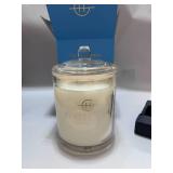 NIB The Hamptons Glasshouse Fragrances 380g Teak & Petitgrain Soy Candle Retails $55.00