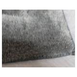 Liz Claiborne Signature Plush 17 x ...