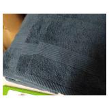 3 pc Fieldcrest Heritage Hand Towel...