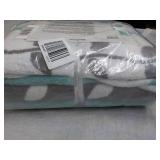 6 pc Threads Towel Set; New from JC...