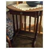 Vintage Drop Leaf Side Table w/ Barley Twist Legs 1-drawer