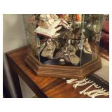 Wood/Glass Table Lamp Lighted Display Case with Lamp Shade 2-shelf