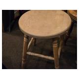 18" Wooden Stool