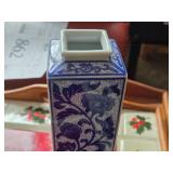 Fukagawa Arita Porcelain Table Vase