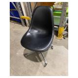 Black Swivel Chair (597836)