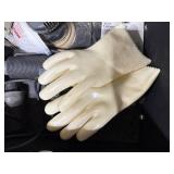 Porter-Cable Sander, Black & Decker Heat Gun, Sanding Discs and Grommet Kit Lot