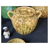 Mixed Lot of Vintage Pottery Kitchenware and Figurines - inc pc of signed pottery