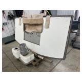 Kitchen counter - used - Good condition! 94x46.5 (39in on the outside edges)