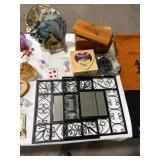 Mixed Lot of Decorative Items