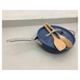 Tramontina Non-Stick Frying Pan with 2 Wooden Utensils