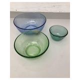 Pyrex Assorted Glass Mixing Bowls (6 pieces)