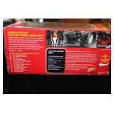 Johnny Lightning 1969 Ford Mustang Mach 1 Die-Cast Car 1:24 Scale