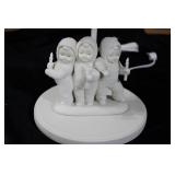 Lot of 4 Snowbabies Figurines and Lamp - Night Light, Five Part Harmony, Pennie From Heaven, Frosty Frolic
