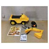 HOMCOM 2 in 1 Ride On Toy Digger Digger Tractor Pulling Cart Pretend Play Construction Truck (Maybe Missing Hardware)