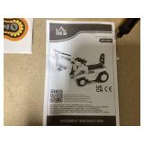 HOMCOM 2 in 1 Ride On Toy Digger Digger Tractor Pulling Cart Pretend Play Construction Truck (Maybe Missing Hardware)