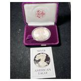 1986 PROOF AMERICAN SILVER EAGLE IN ORIGINAL MINT BOX