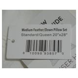 1 Medium White Duck Feather & Down Bed Pillow | BOKSER HOME