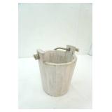 Wooden bucket with rope handle,7.5" tall