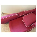 Fainting/Chaise Lounge