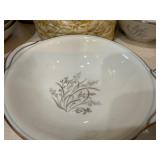 Noritake Great Silver Leaf Taryn Pattern 12 Piece China Set