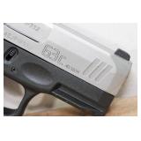 NEW Taurus G3C .40 S&W Semi-Auto Pistol - 3 Magazines